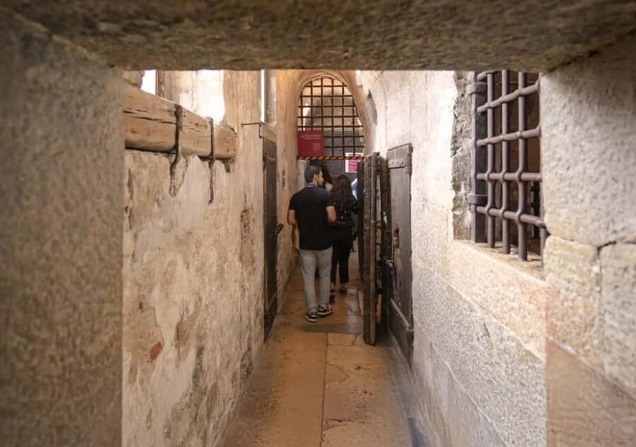 Venice: Doge's Palace and St Mark's Tour with Gondola Ride - Should you book this tour