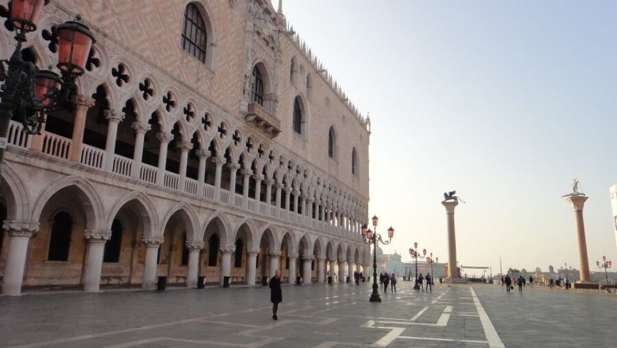 Venice: Doge's Palace, Bridge of Sighs & Prisons Guided Tour - St. Mark’s Square add-ons: Sissi rooms, museums, and VR timeline moments