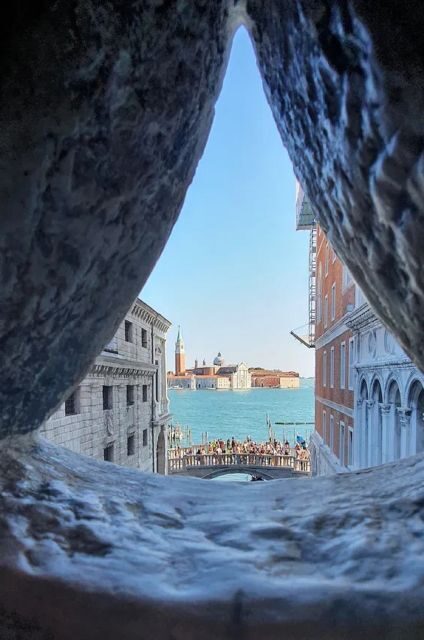 Venice: Doge's Palace & Bridge of Sighs Small Group Tour - New Prisons inside the palace: what you learn by walking the gloom