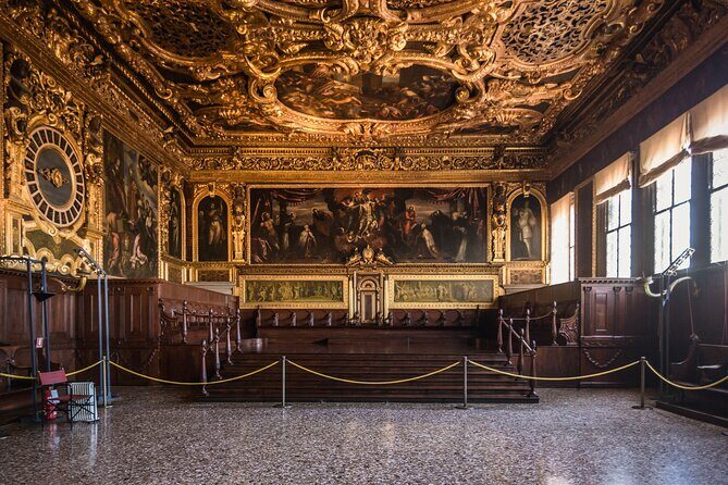 Venice Doge's Palace Guided Tour & SECRET ITINERARIES Option - St. Mark’s Basilica and the VR Piazza San Marco History Gallery