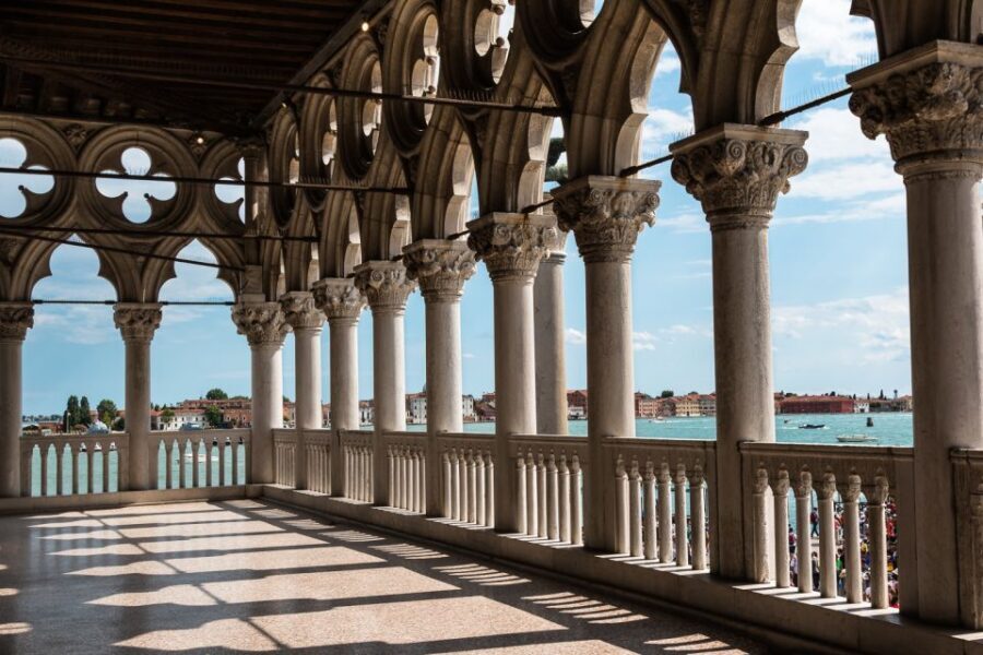 Venice: Doge's Palace Reserved Entry Ticket - Bridge of Sighs and the prison route: the emotional turn