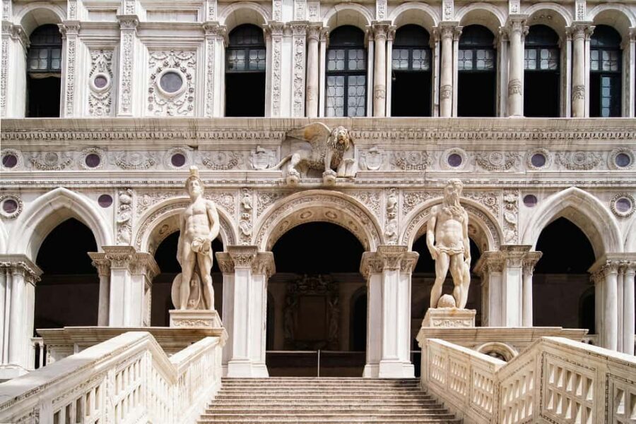 Venice: Doge's Palace Skip-the-Line Entry + Audioguide App - Combo Option: When St. Mark’s Basilica Changes the Day