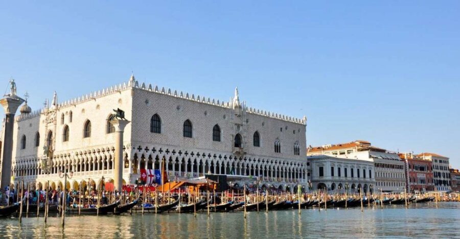 Venice: Doge's Palace Skip-the-Line Guided Tour - Skipping the line at Doge’s Palace: what you actually gain
