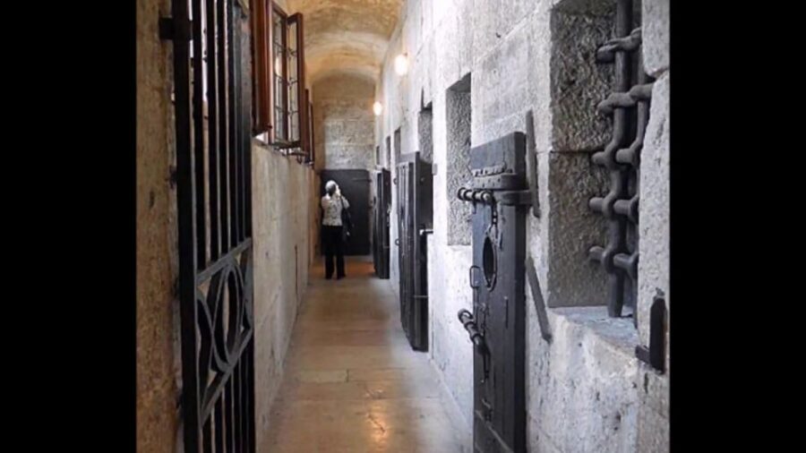 Venice: Doge's Palace Skip-the-Line Guided Tour - Optional glass furnace: Venetian art beyond paintings