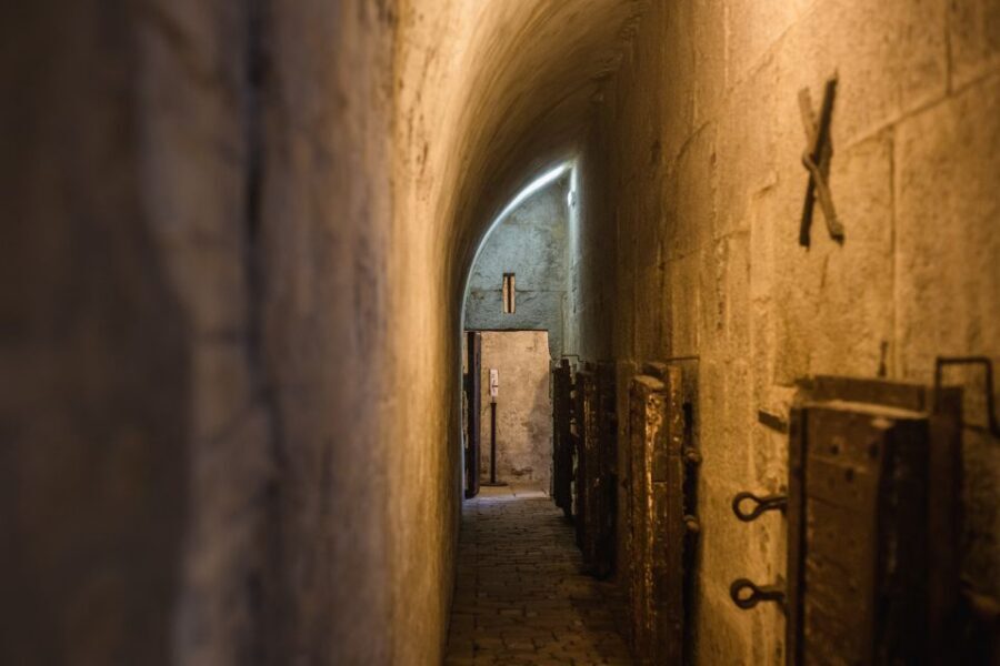 Venice: Doge's Palace Skip-the-Line Ticket with Guidebook - Your Bonus Route Around St. Mark’s Square Using the Guidebook