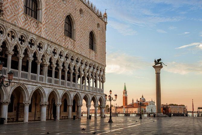 Venice Doge's Palace & St. Mark's Semi-Private Tour, Max 6 People - Doge’s Palace: from government rooms to the prison (and why the order matters)