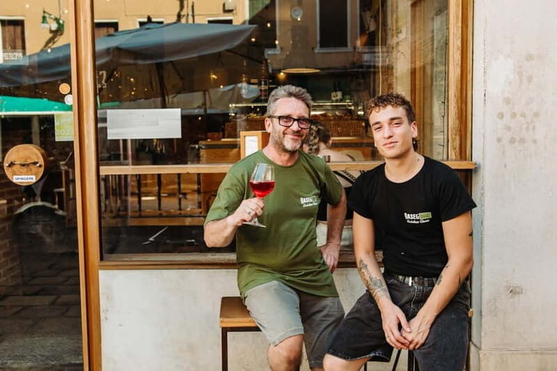 Venice: Eat & Drink Like a Local – Evening Cicchetti Tour - Drinks included: spritz, prosecco, wine, and how non-alcoholic works