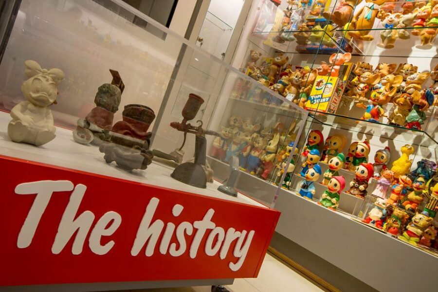 Venice: Entry Ticket to the Creature di Gomma Exhibition - The Host, the Donation Prompt, and Why This Museum Feels Human