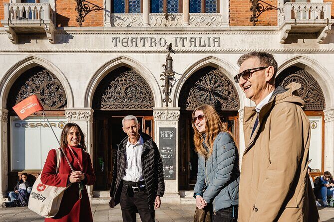 Venice Evening Food Tour: Bites, Drinks & Sit-Down Dinner - Practical tips so you enjoy every stop