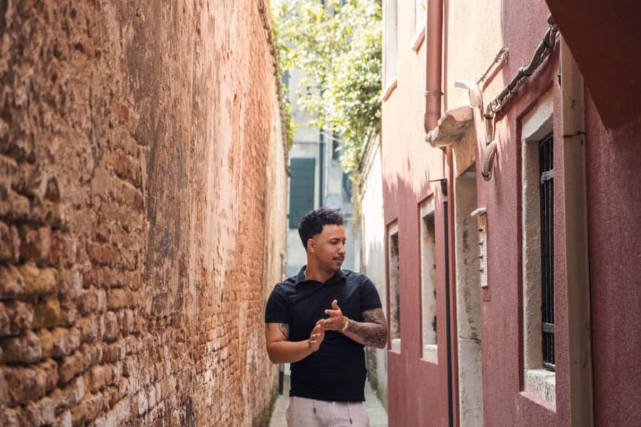 Venice: Exclusive Photoshoot in Hidden Locations - How the 30-minute to 1.5-hour Venice photoshoot actually works