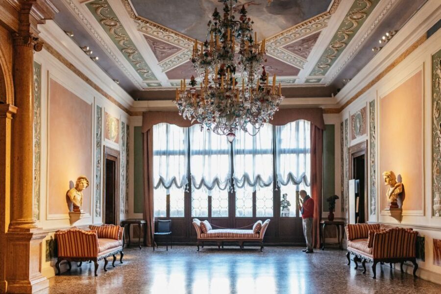 Venice: Fondazione Querini Stampalia Entry Tickets - Contemporary Artists in a Venetian Home: Kosuth, Botta, and De Lucchi