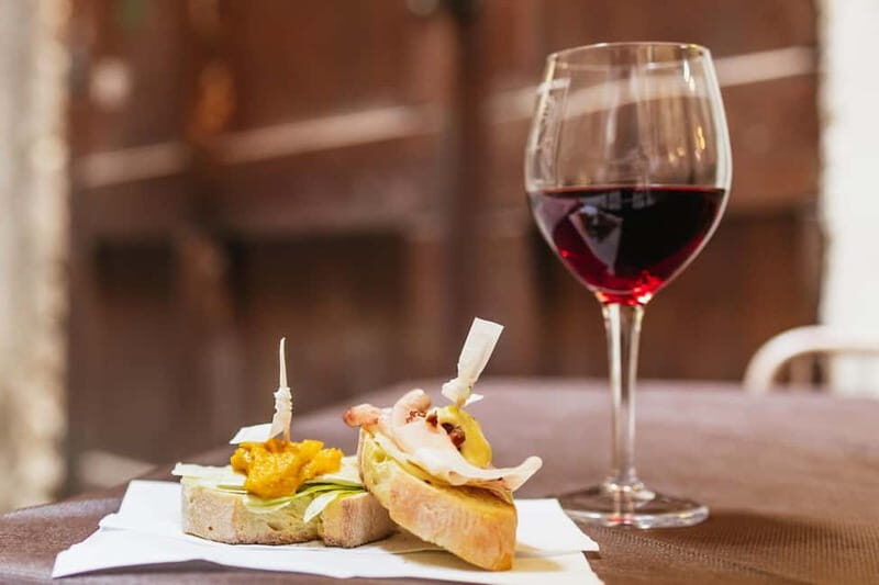 Venice: Food Tasting Tour with Cicchetti Dishes and Wine - Cannaregio first: why this start makes the tour work