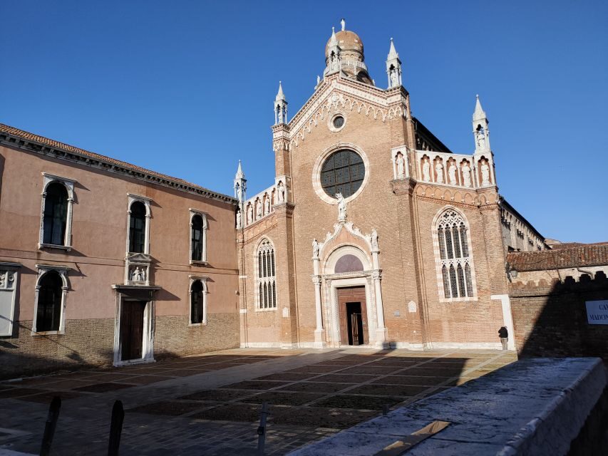 Venice: Ghetto Highlights and Cannaregio Walking Tour - Tintoretto’s resting-place and the Madonna dell’Orto exterior