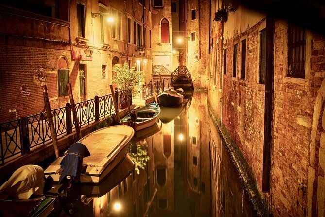 Venice Ghost & Legends Walking City Tour - The Storytelling Factor: Why the Guide’s Energy Matters