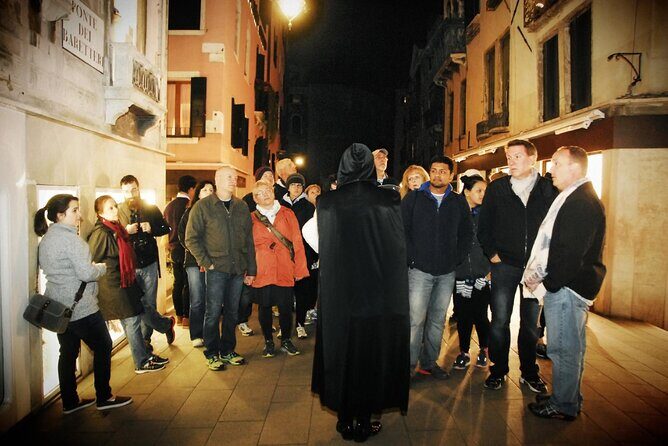 Venice Ghost Stories, Legends and Anecdotes Tour - Sotoportego e Corte Nova: Casino Lore and Secret Doors