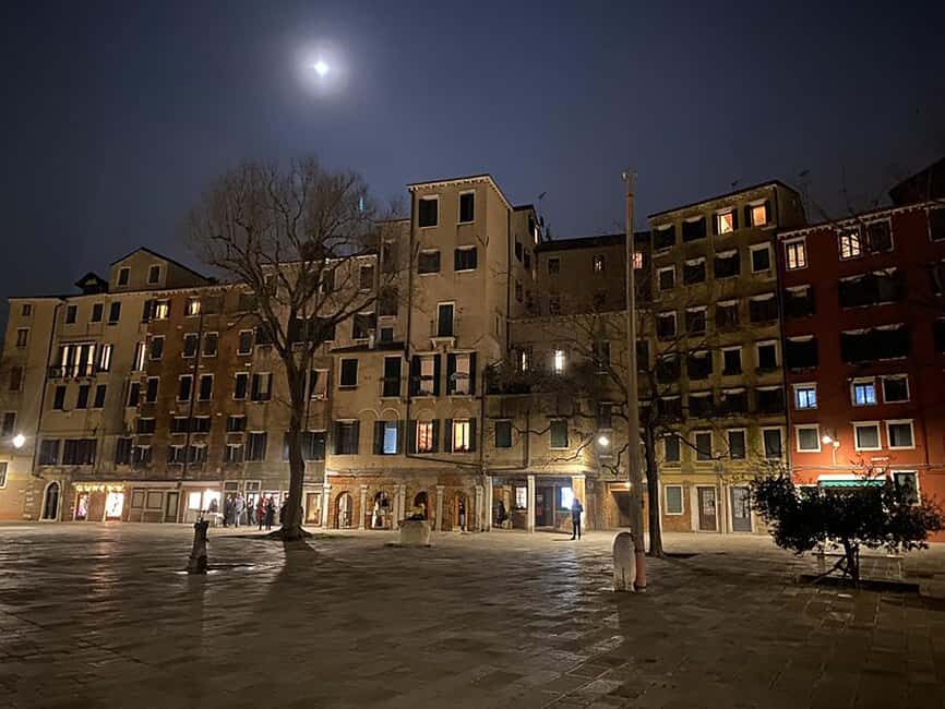 Venice Ghost Tour: Haunted Palaces & Secret Canals - Ending in Cannaregio: Quiet Canals, Not a Spectacle Exit
