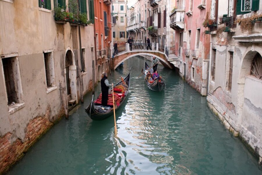 Venice: Gondola Ride and St. Mark's Basilica Tour - St. Mark’s Basilica tour: skip the line, then follow the art