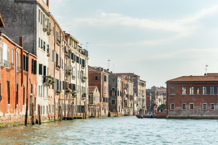 Venice: Grand Canal Private Boat Trip - Comfort, weather, and the practical stuff nobody wants to learn late