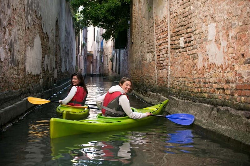 Venice: Guided Canal Kayak Tour at Day, Night, or Sunset - Meeting at Venetian Rowing and getting your safety briefing