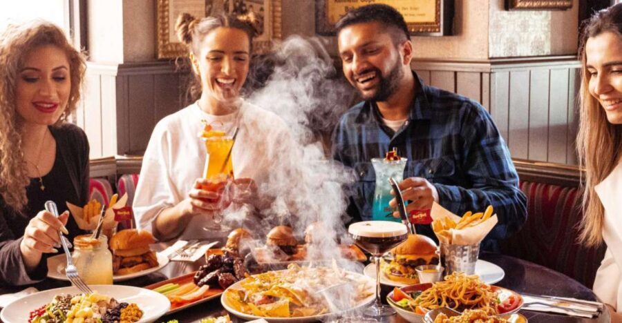 Venice: Hard Rock Cafe with Set Menu for Lunch or Dinner - Key Points You’ll Actually Care About