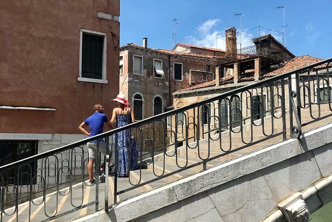 Venice Hidden Gems and Secrets Tour with a Local in Small Group - Squero di San Trovaso outside: the gondola workshop secrets