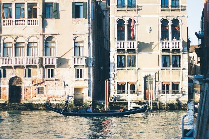 Venice Hidden Gems and Secrets Tour with a Local in Small Group - Chiesa di San Trovaso and the mascaron faces