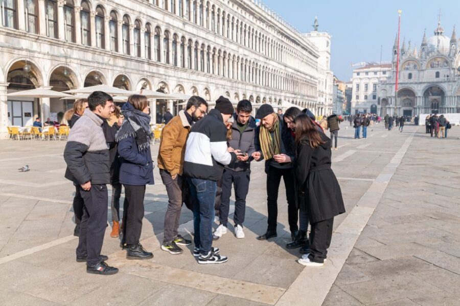 Venice: Hidden Spots Guided Photography Tour - Why This 2-Hour Venice Photo Walk Works So Well
