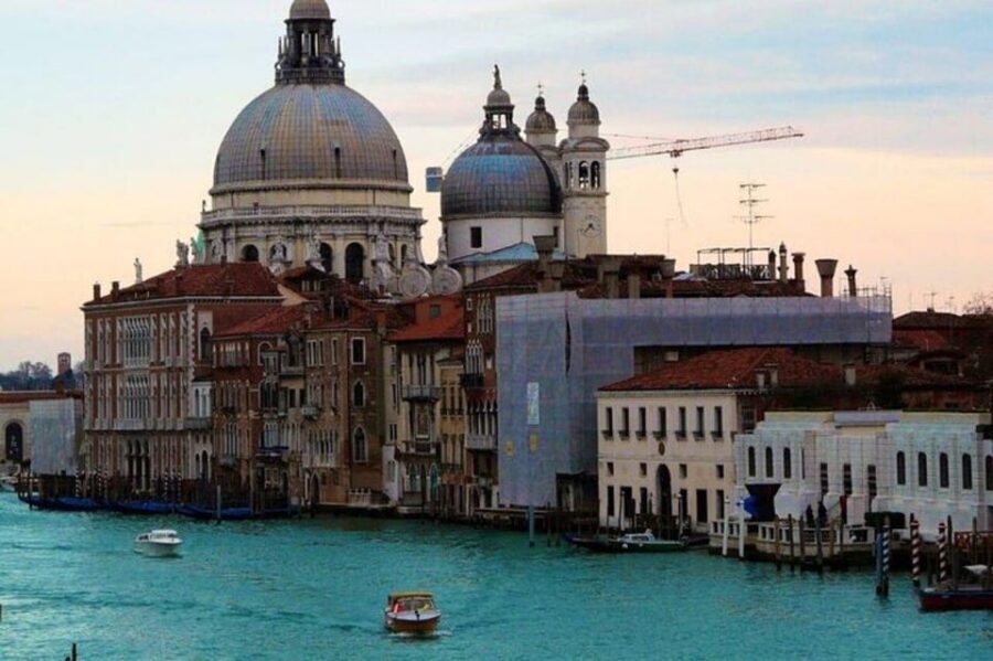 Venice: Highlights and Hidden Gems Guided Walking Tour - $29 for a 2-hour guided route: is it good value?