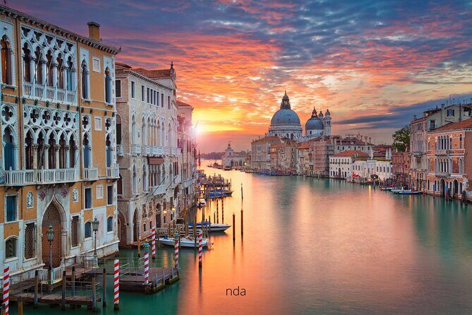 Venice Highlights Self Guided Scavenger Hunt and Walking Tour - Why an app-led scavenger hunt beats a fixed Venice itinerary