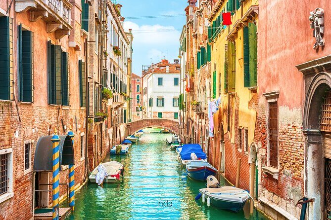 Venice Highlights Self Guided Scavenger Hunt and Walking Tour - Doge’s Palace and Chiesa di San Zaccaria: when riddles meet famous facades