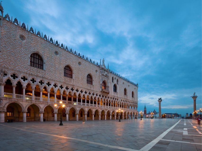 Venice: Highlights with Local Private Walking Tour & Gondola - Private Venice Highlights: how this tour actually works