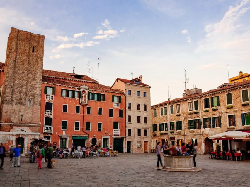 Venice: Highlights with Local Private Walking Tour & Gondola - The Grand Canal gondola ride: the view you can’t fake