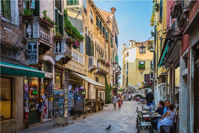 Venice: Holy Heist Self-Guided Adventure & Walking Game - Tickets, crowds, and the timing reality in Venice
