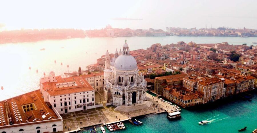 Venice in a Day: City Sightseeing Tour by Land & Water - Meeting at St. Mark’s Square: the easiest way to start on time