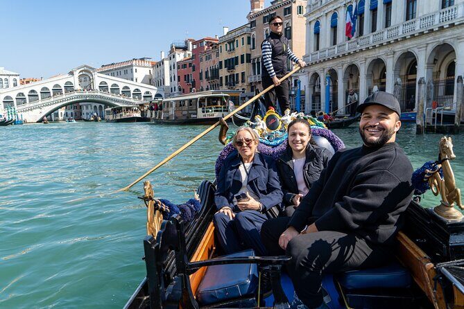Venice in A Day: St Mark's Basilica, Doge's Palace & Gondola Ride - Into St. Mark’s Basilica: skip the line and read the gold