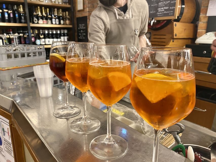 Venice: Jewish Ghetto and Cannaregio Food and Wine Tour - Cannaregio on foot: canals, bridges, and fondamenta views