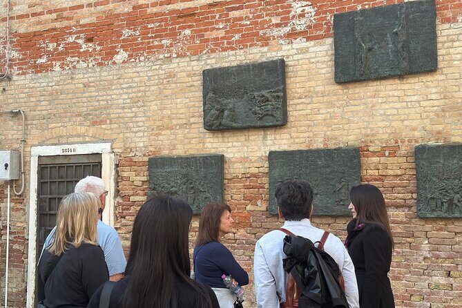 Venice Jewish Ghetto and Cannaregio Food, Wine, Sightseeing Tour - How the meal unfolds: from appetizers to pasta and gelato