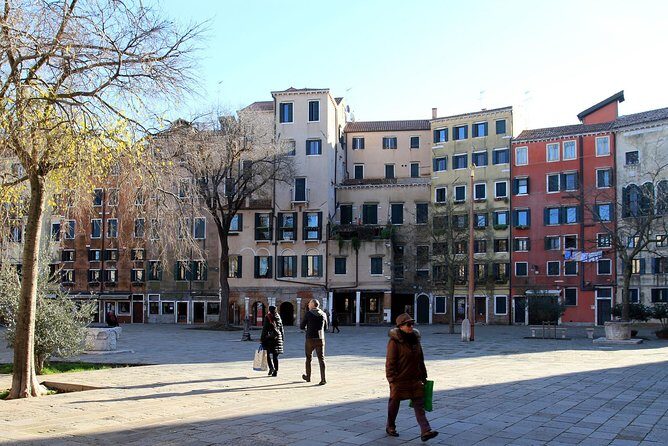 Venice: Jewish Ghetto Walking Tour with Synagogues Visit - Meeting at Campo di Ghetto Nuovo: quick logistics, real-world fixes