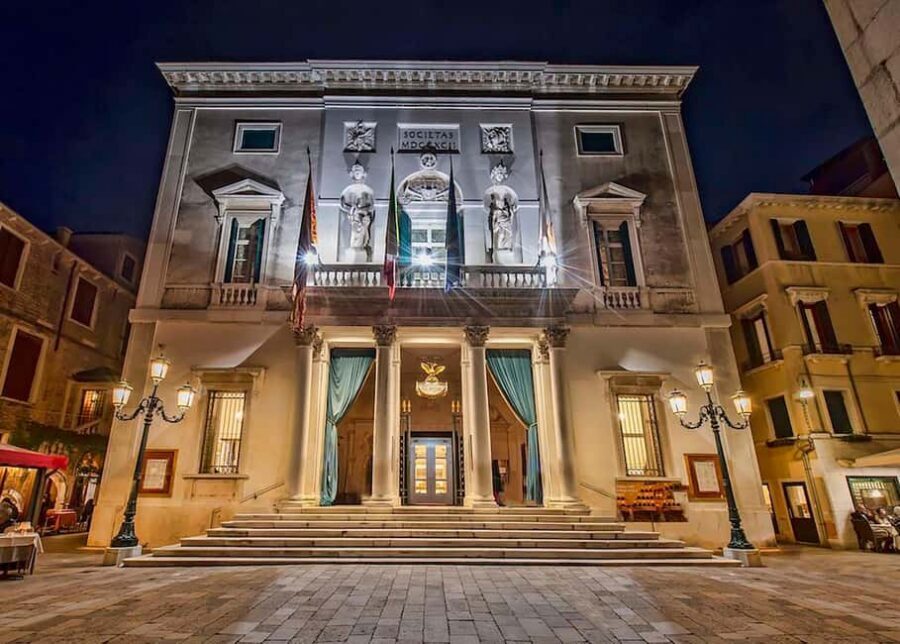 Venice: La Fenice Theater Tour - Premieres You’ll Remember: Rossini and Bellini in One Hour