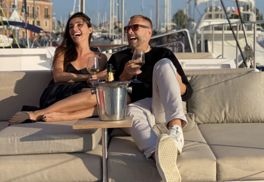 Venice: Lagoon Catamaran Tour with Classical Music & Drinks - Key highlights at a glance