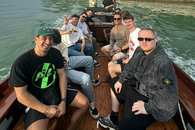 Venice Lagoon Tour with Historic Venetian Boat - Private group size: why this ride feels personal