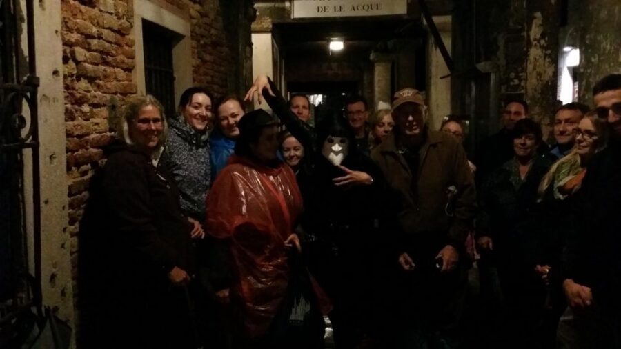 Venice: Legends, Anecdotes and Ghost Stories Walking Tour - Where You Meet: Campo San Bartolomeo and How to Stay Oriented