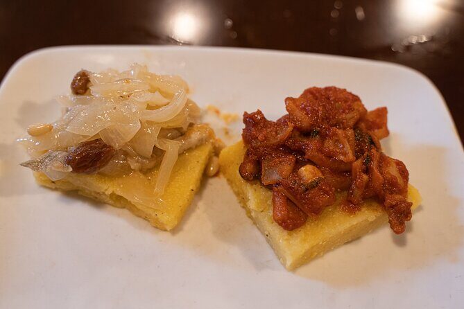 Venice Like a Local: Food, Wine & Spritz Tour with Traghetto Ride - Practical tips so your evening goes smoothly