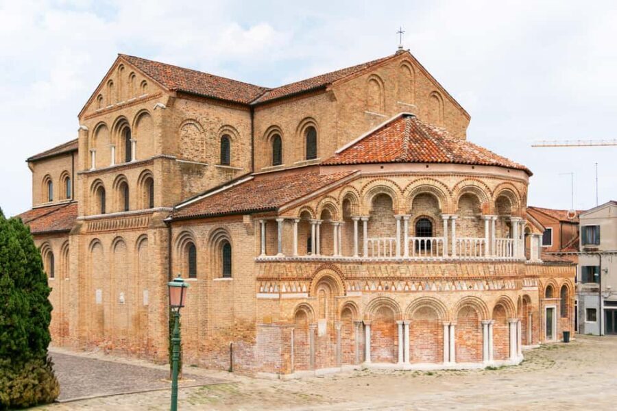 Venice: Murano, Burano, Torcello, and Glass Factory Tour - Timing, Pacing, and Getting From Venice to the Boat