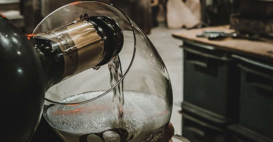 Venice: Murano Glass Factory Guided Tour with Prosecco - Key things to know before you go