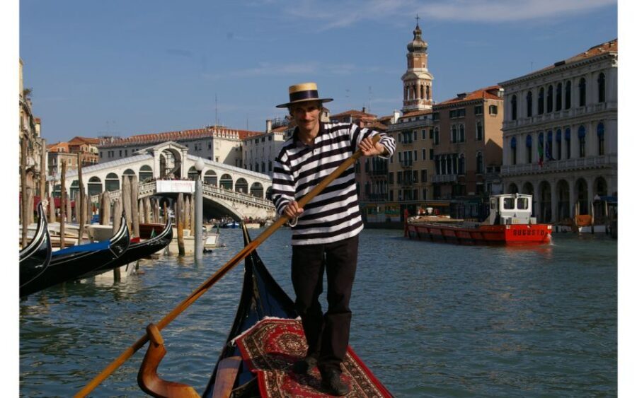 Venice: Mysterious Tales of Ghosts and Murders - Corte Seconda del Milion: where the mood turns tense