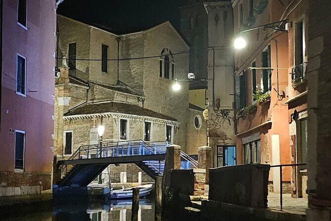 Venice Night Boat Tour from Zattere - Grand Canal magic: Santa Maria della Salute from the water