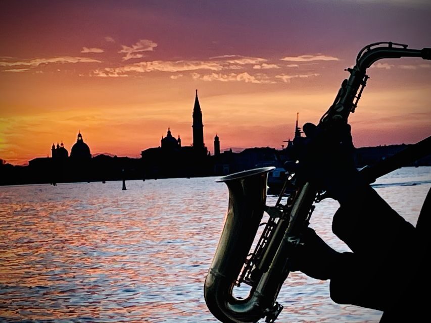 Venice: Night Catamaran Cruise of the Lagoon - Timing: how the 1.5 hours fit Venice evenings