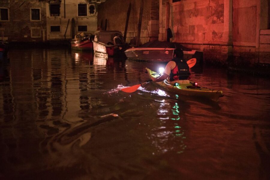 Venice: Night + Sunset Kayak Tour Kayak in the Canals - What to wear and bring for comfort (practical, not fussy)