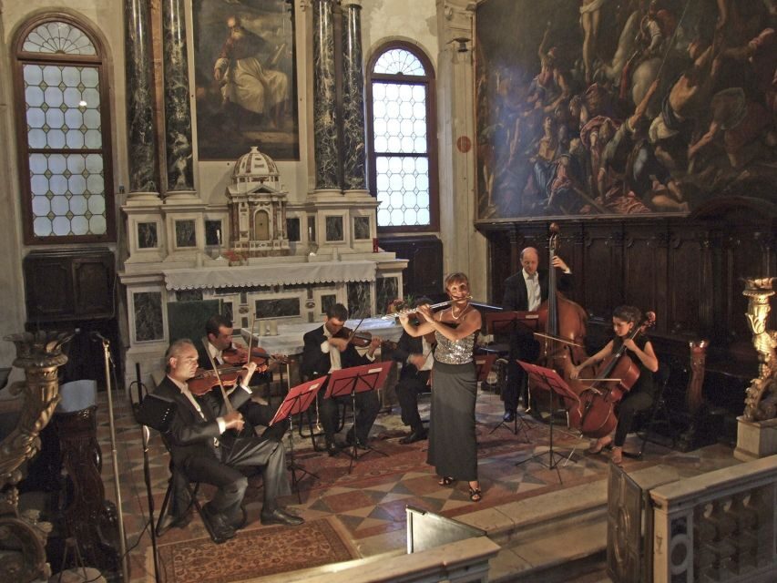 Venice: Opera Concert at Casanova Prisons in St. Mark Square - Inside the hall: sound, closeness, and the seating trade-off